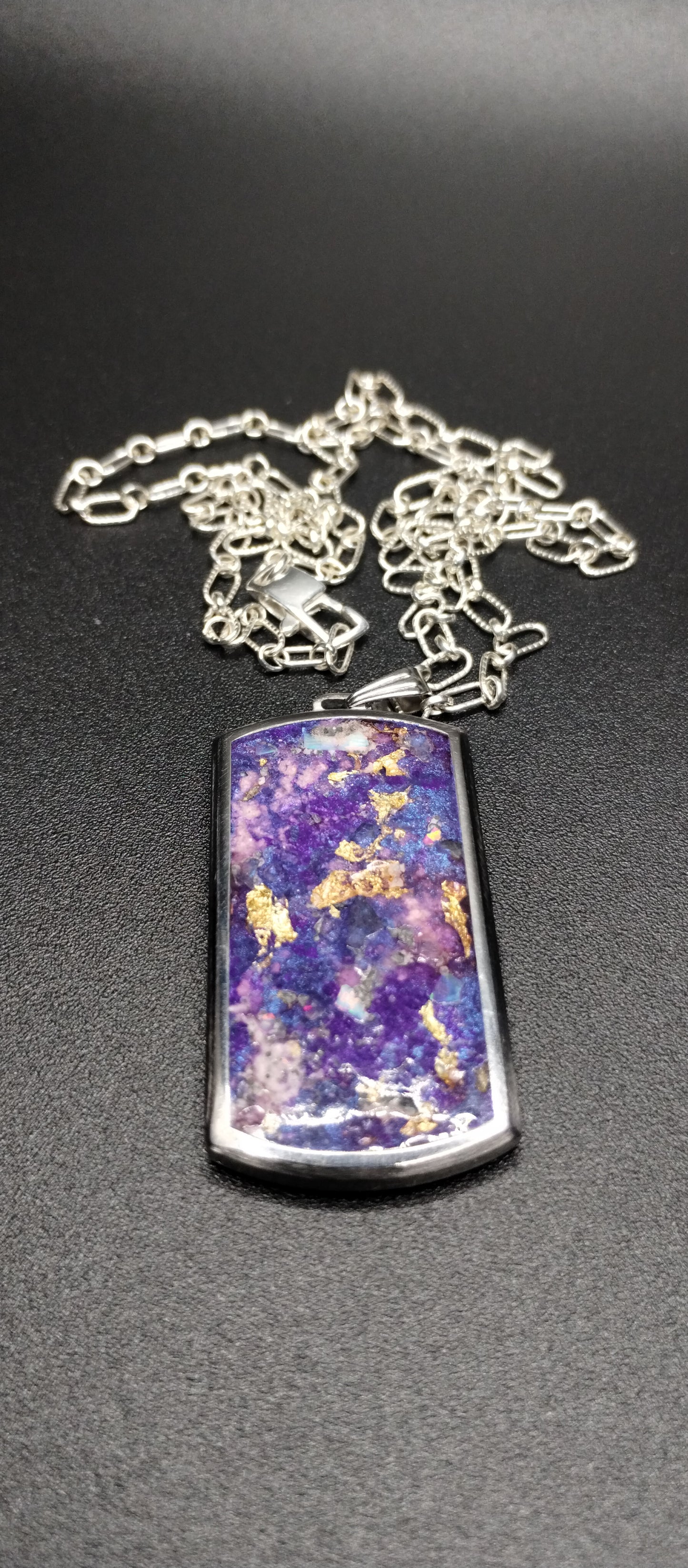 1/1 COBALT CHROME DOG TAG PENDANT 24K FLAKE CRUSHED OPAL. 18IN STERLING SILVER CHAIN AND CLASP