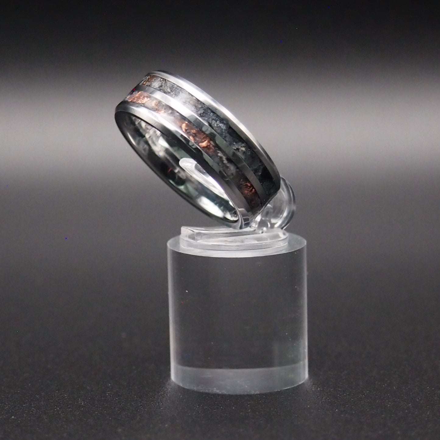 1/1 TUNGSTEN SPLIT INLAY RING SIZE 10.5