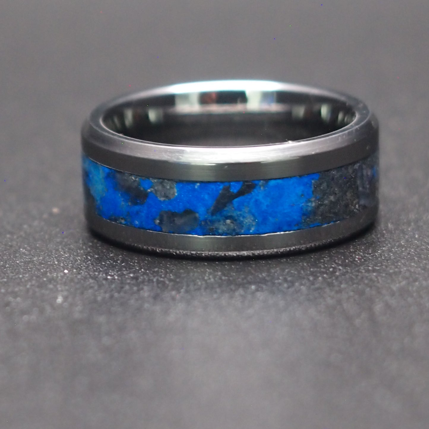 1/1 TUNGSTEN INLAY RING SIZE 7.5