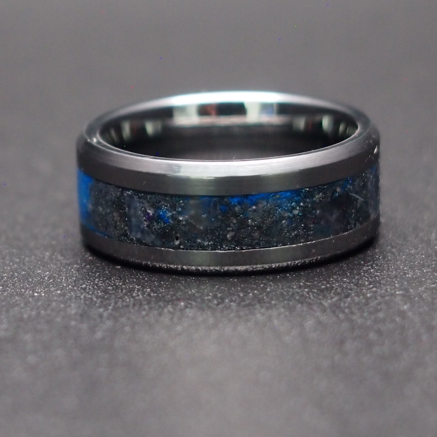 1/1 TUNGSTEN INLAY RING SIZE 7.5